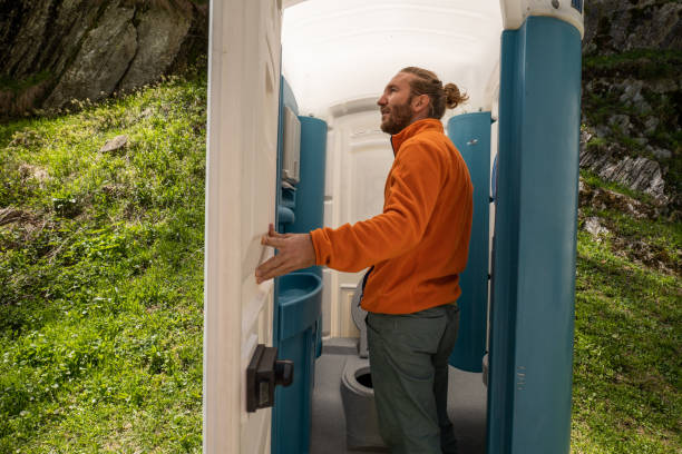 Best Portable restroom trailer rental  in Lakewood, NY